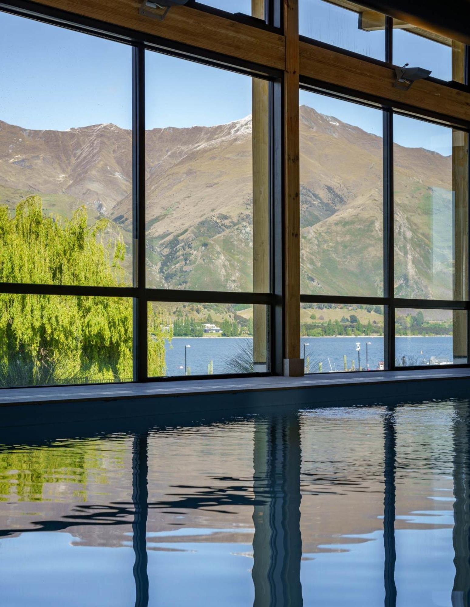 Marina Terrace Apartments, Wanaka Exterior photo